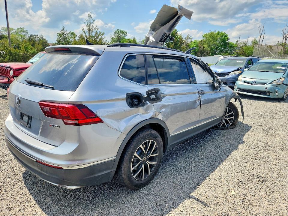 Продажа на аукционе авто 2021 Volkswagen Tiguan, vin: 3VV2B7AXXMM003256, номер лота: 54058156