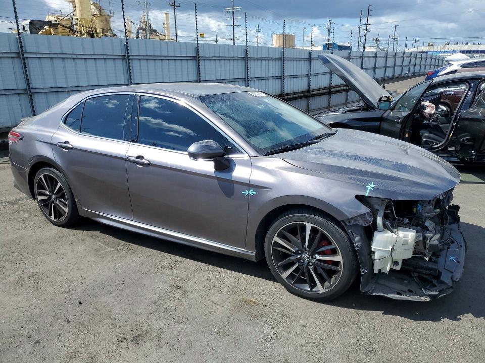 Aukcja sprzedaży 2018 Toyota Camry, vin: 4T1B61HK2JU061276, numer aukcji: 52232796