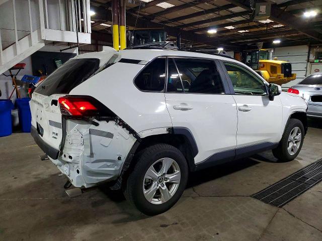 Продажа на аукционе авто 2019 Toyota Rav4, vin: JTMP1RFV5KD017696, номер лота: 51895526