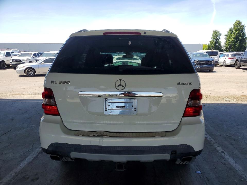 Продажа на аукционе авто 2008 Mercedes-benz Ml, vin: 4JGBB86E38A366329, номер лота: 53290346
