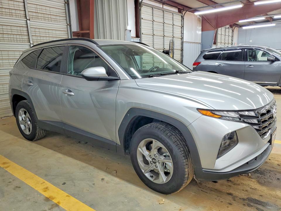 54249196 :رقم المزاد ، 5NMJBCDE5RH352266 vin ، 2024 Hyundai Tucson مزاد بيع