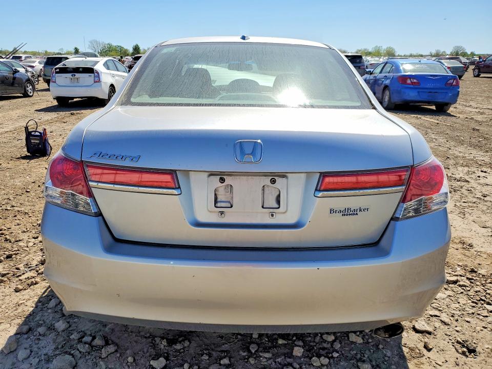 52868406 :رقم المزاد ، 1HGCP2F89BA044725 vin ، 2011 Honda Accord مزاد بيع