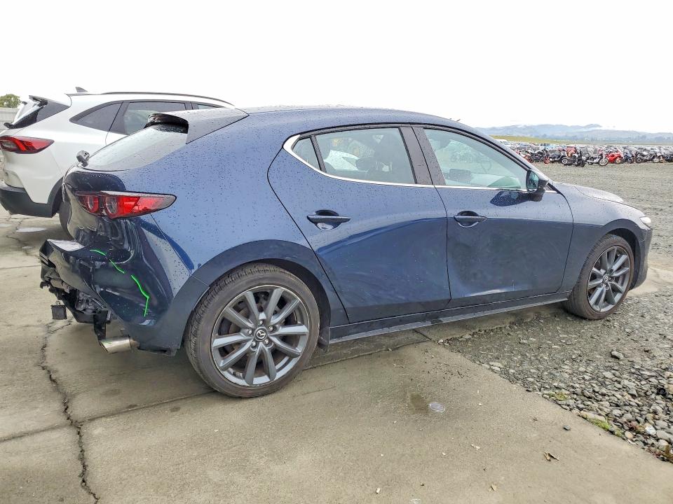 Aukcja sprzedaży 2021 Mazda 3, vin: JM1BPAKL5M1404137, numer aukcji: 52184366