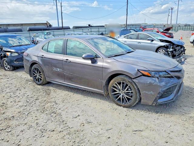 2024 Toyota Camry მანქანა იყიდება აუქციონზე, vin: 4T1G11AK0RU194466, აუქციონის ნომერი: 52015396