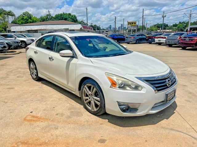 Auction sale of the 2015 Nissan Altima, vin: 1N4BL3AP9FC159934, lot number: 55024006
