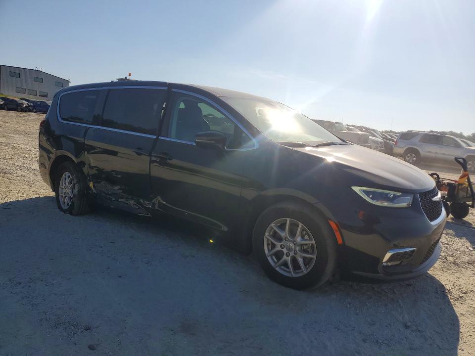 53947236 :رقم المزاد ، 2C4RC1BG0RR135383 vin ، 2024 Chrysler Pacifica مزاد بيع