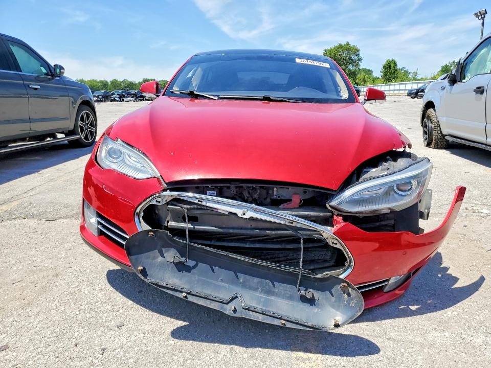 Продаж на аукціоні авто 2014 Tesla Model S, vin: 5YJSA1H11EFP33188, номер лоту: 55142766