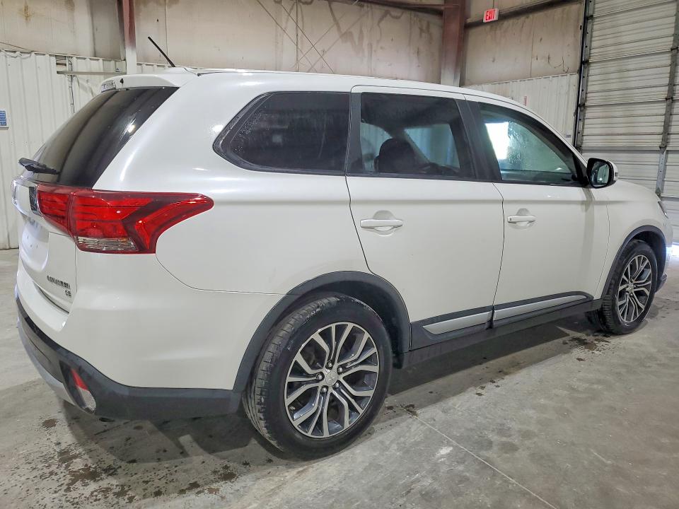 Продаж на аукціоні авто 2016 Mitsubishi Outlander, vin: JA4AD3A30GZ006335, номер лоту: 53082366