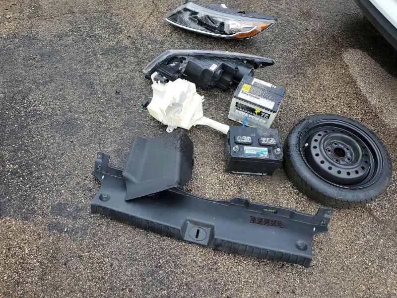 2013 Kia Optima მანქანა იყიდება აუქციონზე, vin: KNAGM4AD2D5058497, აუქციონის ნომერი: 53292386