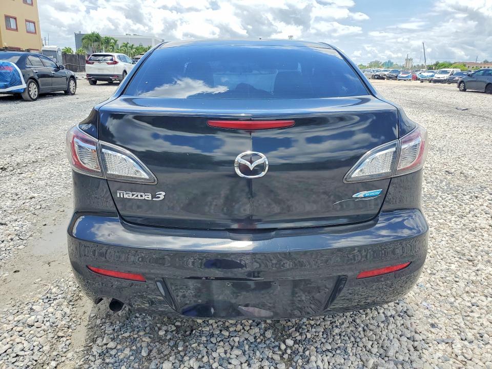 Auction sale of the 2013 Mazda 3, vin: JM1BL1U70D1826425, lot number: 55362636