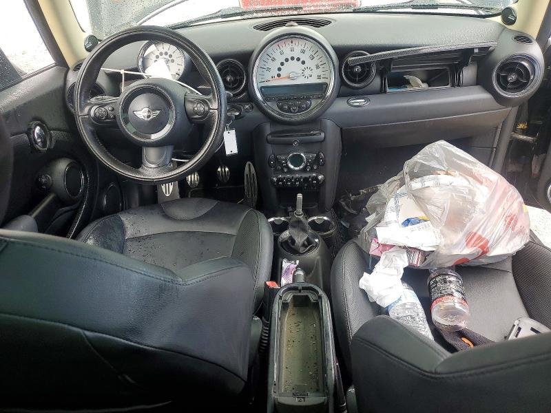 2011 Mini Cooper მანქანა იყიდება აუქციონზე, vin: WMWSV3C58BTY20523, აუქციონის ნომერი: 54132756