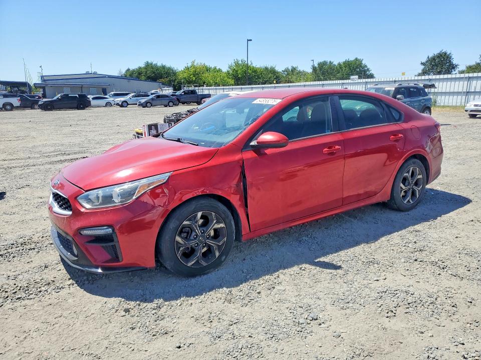 2019 Kia Forte მანქანა იყიდება აუქციონზე, vin: 3KPF24AD4KE084024, აუქციონის ნომერი: 54855276