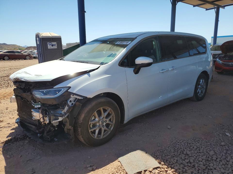 Auction sale of the 2023 Chrysler Pacifica, vin: 2C4RC1BG3PR586353, lot number: 51903116