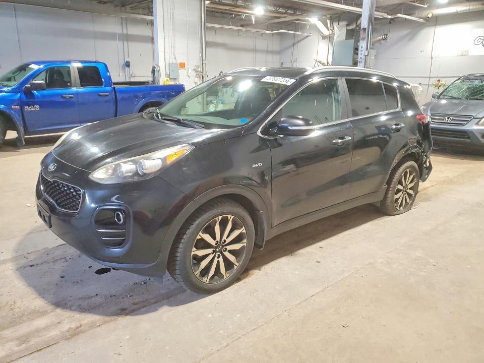 52807356 :رقم المزاد ، KNDPNCAC5H7117814 vin ، 2017 Kia Sportage مزاد بيع