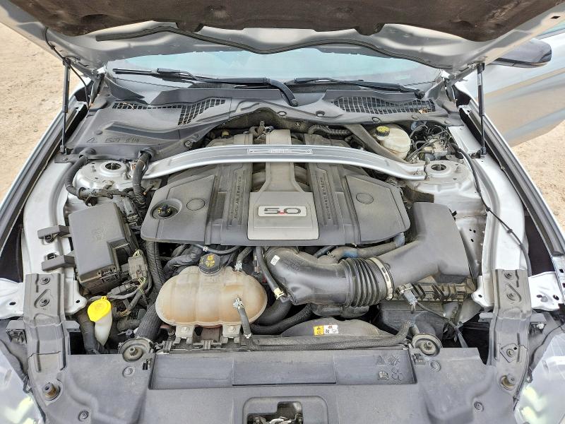 52322626 :رقم المزاد ، 1FA6P8CF6J5137510 vin ، 2018 Ford Mustang مزاد بيع