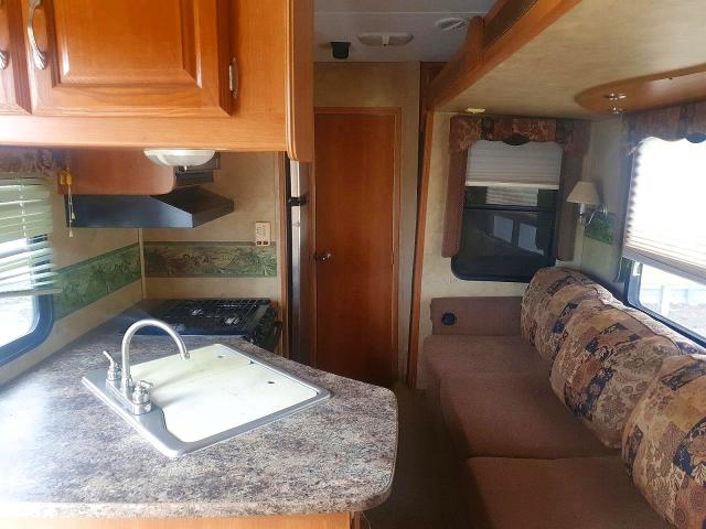 53109936 :رقم المزاد ، 4YDF3202882508034 vin ، 2008 Cougar Trav Trail مزاد بيع