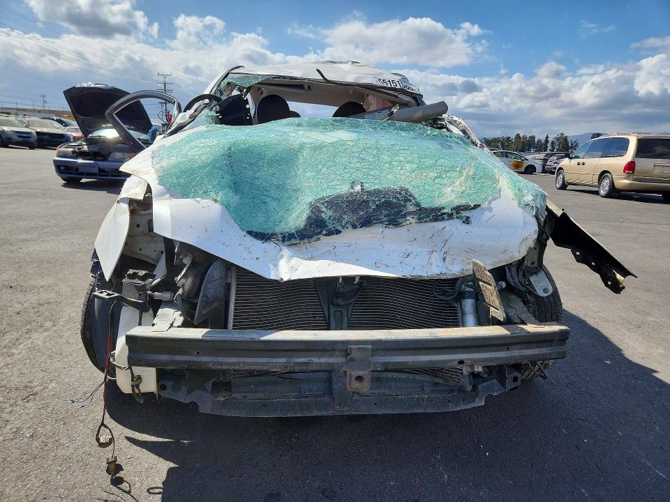 55151586 :رقم المزاد ، 3N1AB6AP0BL724809 vin ، 2011 Nissan Sentra مزاد بيع