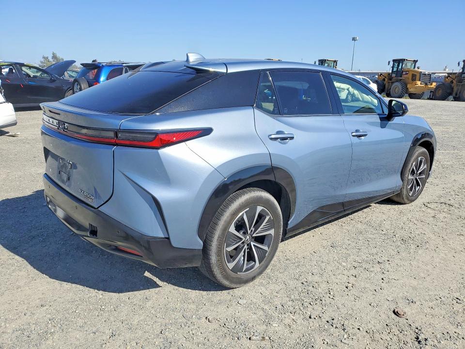 2023 Lexus Rz მანქანა იყიდება აუქციონზე, vin: JTJAAAAB8PA003995, აუქციონის ნომერი: 53835846