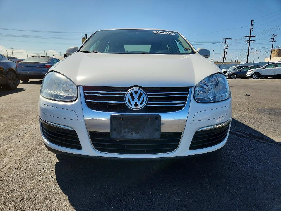 2010 Volkswagen Jetta მანქანა იყიდება აუქციონზე, vin: 3VWRZ7AJ4AM039263, აუქციონის ნომერი: 52493966