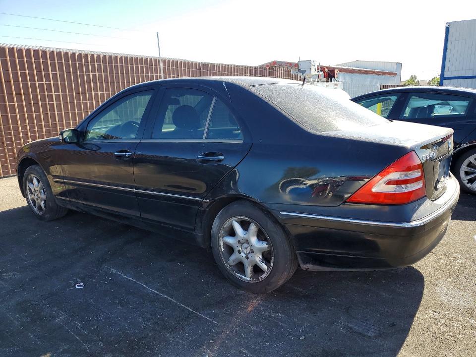 52878366 :رقم المزاد ، WDBRF61J42F135982 vin ، 2002 Mercedes-benz C مزاد بيع