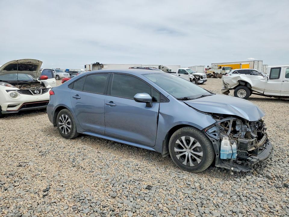 Продаж на аукціоні авто 2022 Toyota Corolla, vin: JTDEAMDE4NJ055052, номер лоту: 52147946