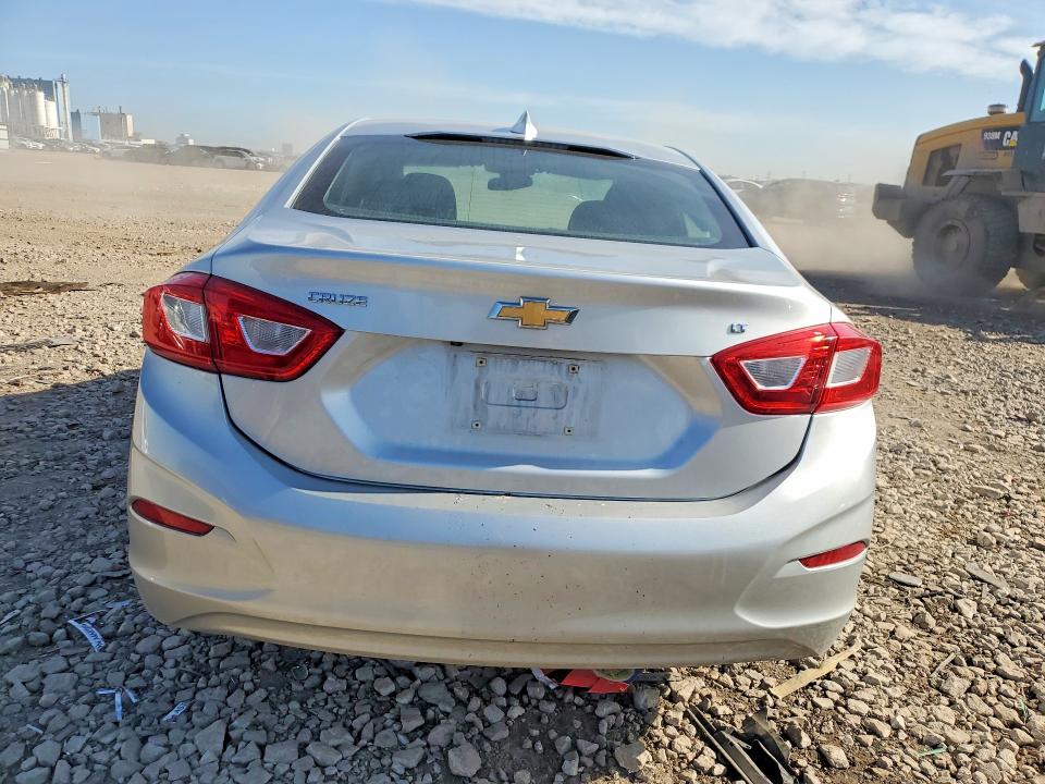 Продажа на аукционе авто 2017 Chevrolet Cruze, vin: 1G1BE5SMXH7213637, номер лота: 55039016