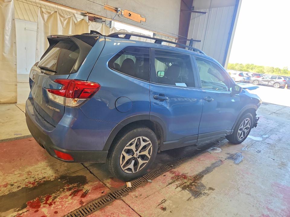 Продажа на аукционе авто 2024 Subaru Forester, vin: JF2SKADC7RH489848, номер лота: 54055916