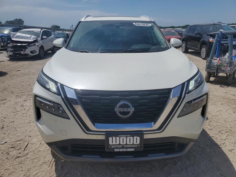 53419226 :رقم المزاد ، 5N1BT3CB6PC893942 vin ، 2023 Nissan Rogue مزاد بيع