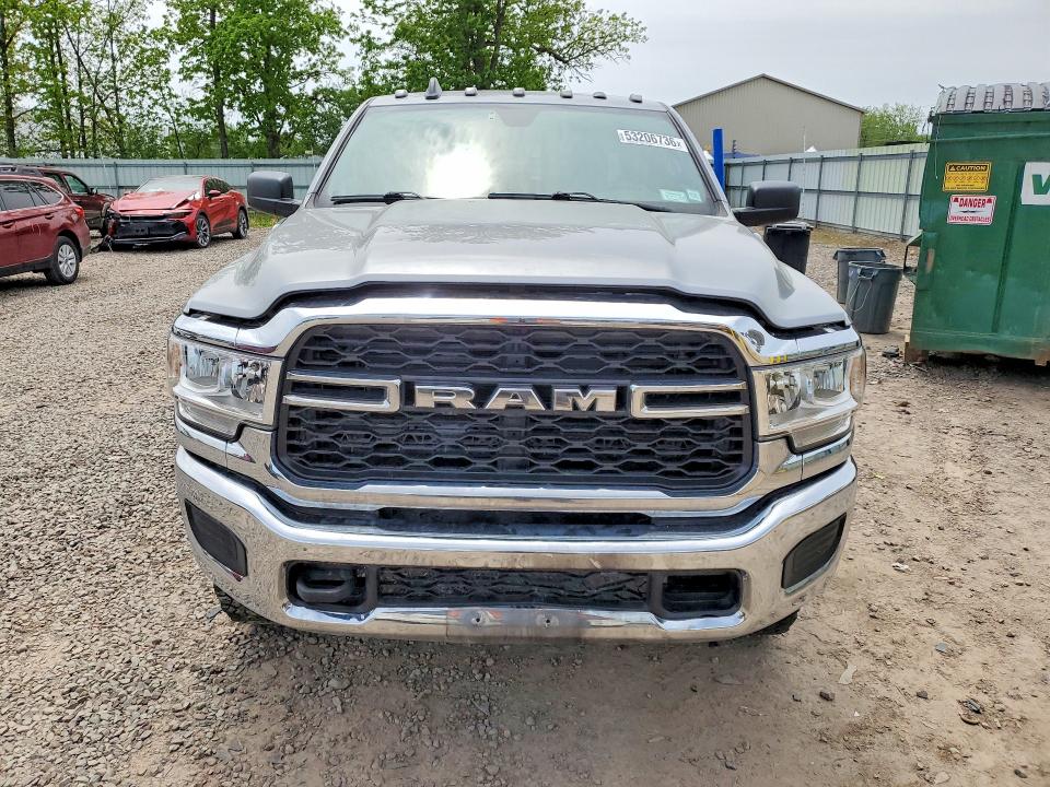 53206736 :رقم المزاد ، 3C6UR5CJ9MG659535 vin ، 2021 Ram 2500 مزاد بيع