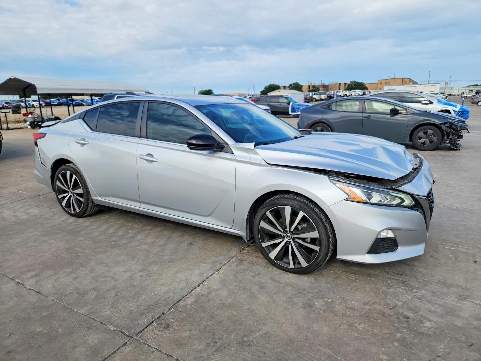 54908636 :رقم المزاد ، 1N4BL4CW8KC251802 vin ، 2019 Nissan Altima مزاد بيع