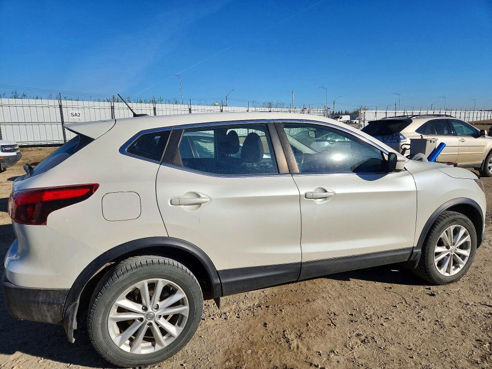 2017 Nissan Rogue Sport მანქანა იყიდება აუქციონზე, vin: JN1BJ1CR9HW139481, აუქციონის ნომერი: 53119276