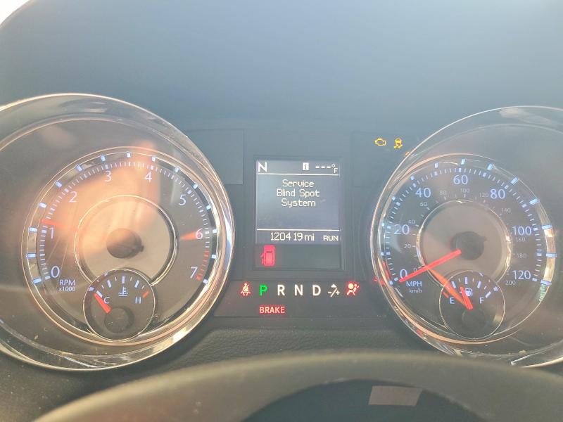 52684546 :رقم المزاد ، 2C4RC1CG5FR656190 vin ، 2015 Chrysler Town & Country مزاد بيع