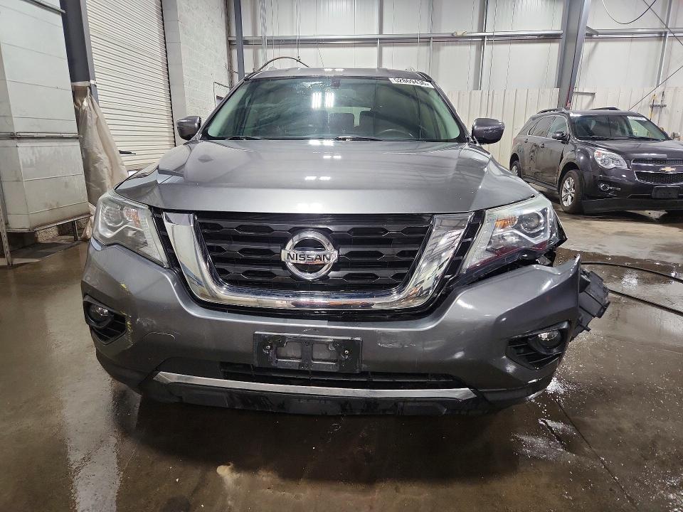 Продажа на аукционе авто 2017 Nissan Pathfinder, vin: 5N1DR2MN1HC647893, номер лота: 52869436