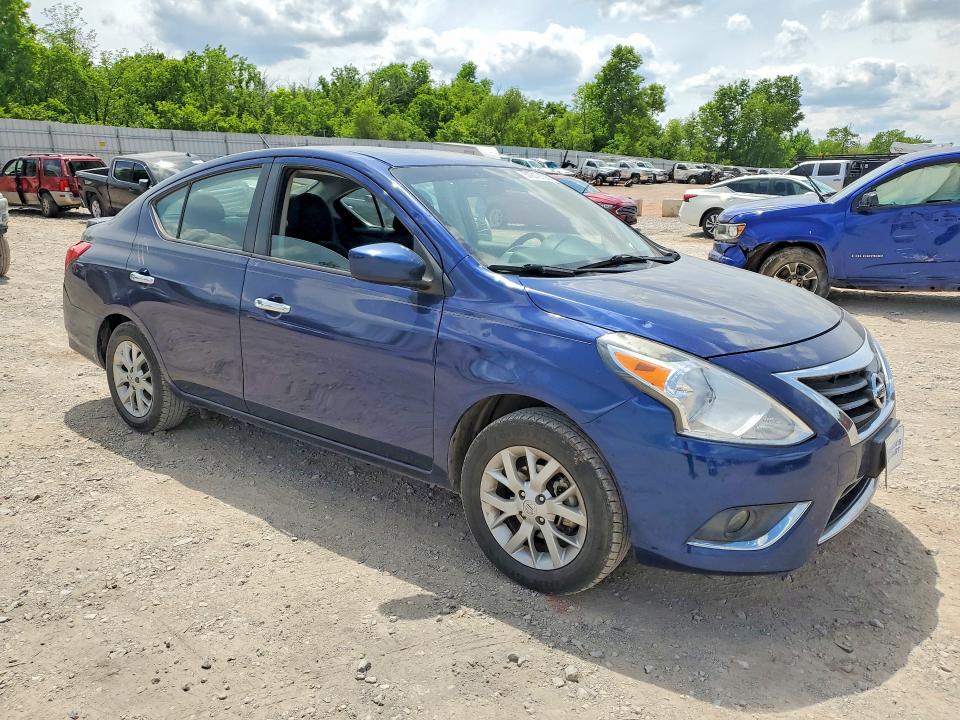 51819056 :رقم المزاد ، 3N1CN7AP8JL884215 vin ، 2018 Nissan Versa مزاد بيع