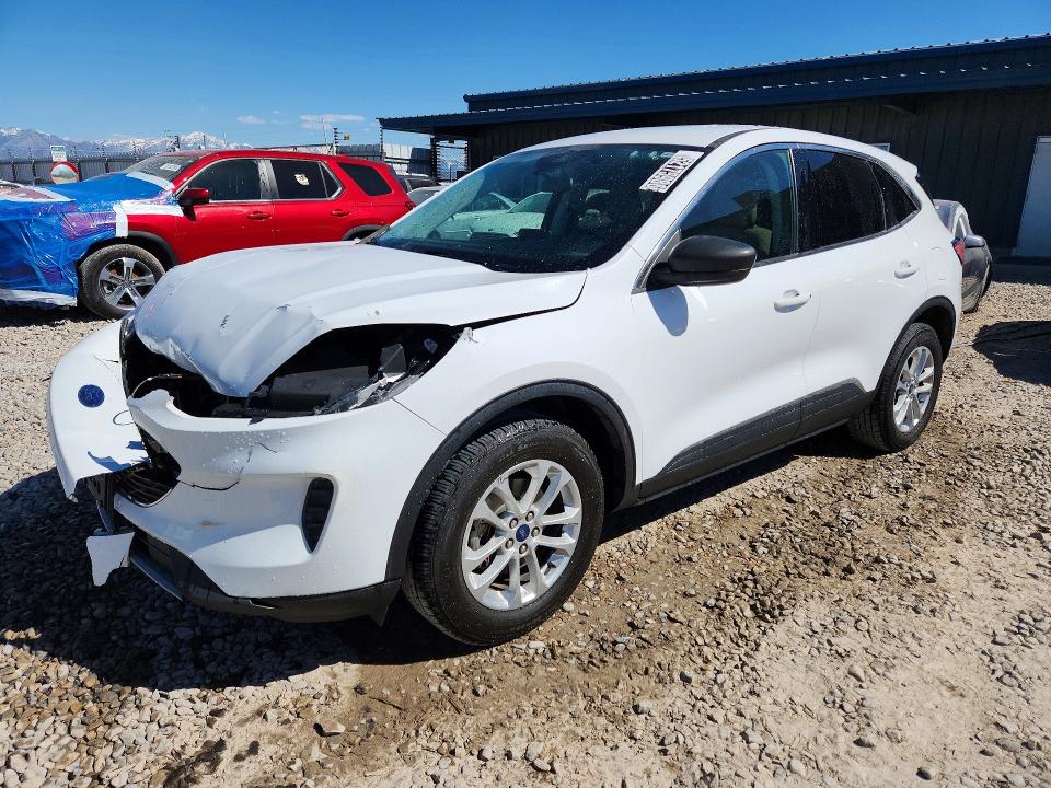 2022 Ford Escape მანქანა იყიდება აუქციონზე, vin: 1FMCU9G60NUB40917, აუქციონის ნომერი: 52175986
