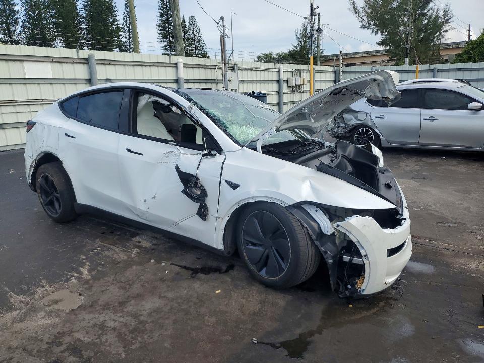 Продажа на аукционе авто 2026 Tesla Model Y, vin: 7SAYGDED6TA644142, номер лота: 55088566