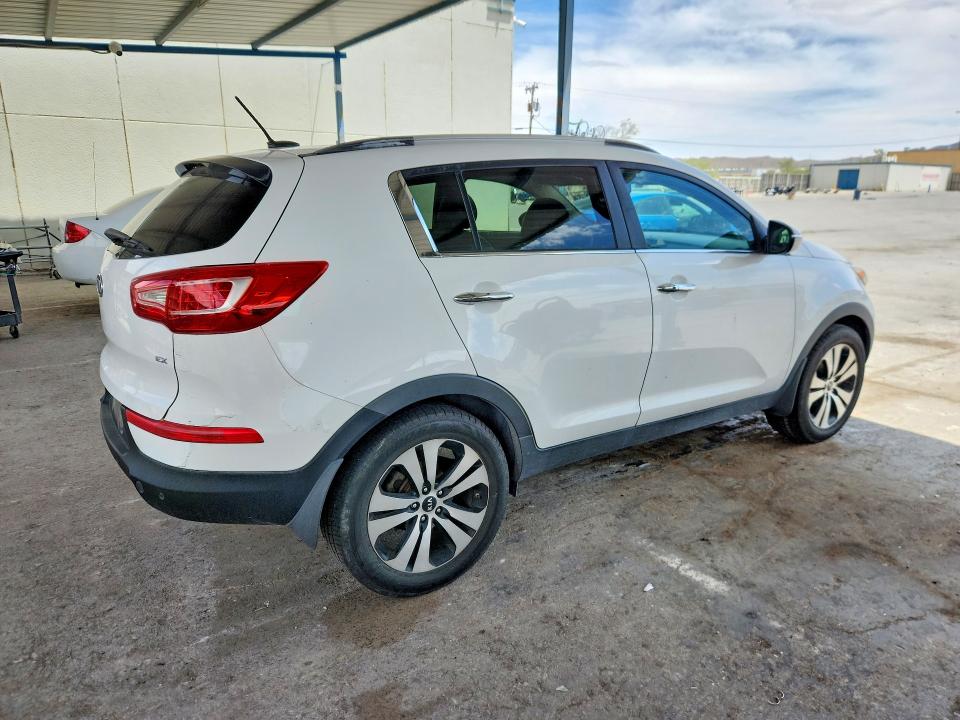 54445706 :رقم المزاد ، KNDPC3A25B7067095 vin ، 2011 Kia Sportage مزاد بيع