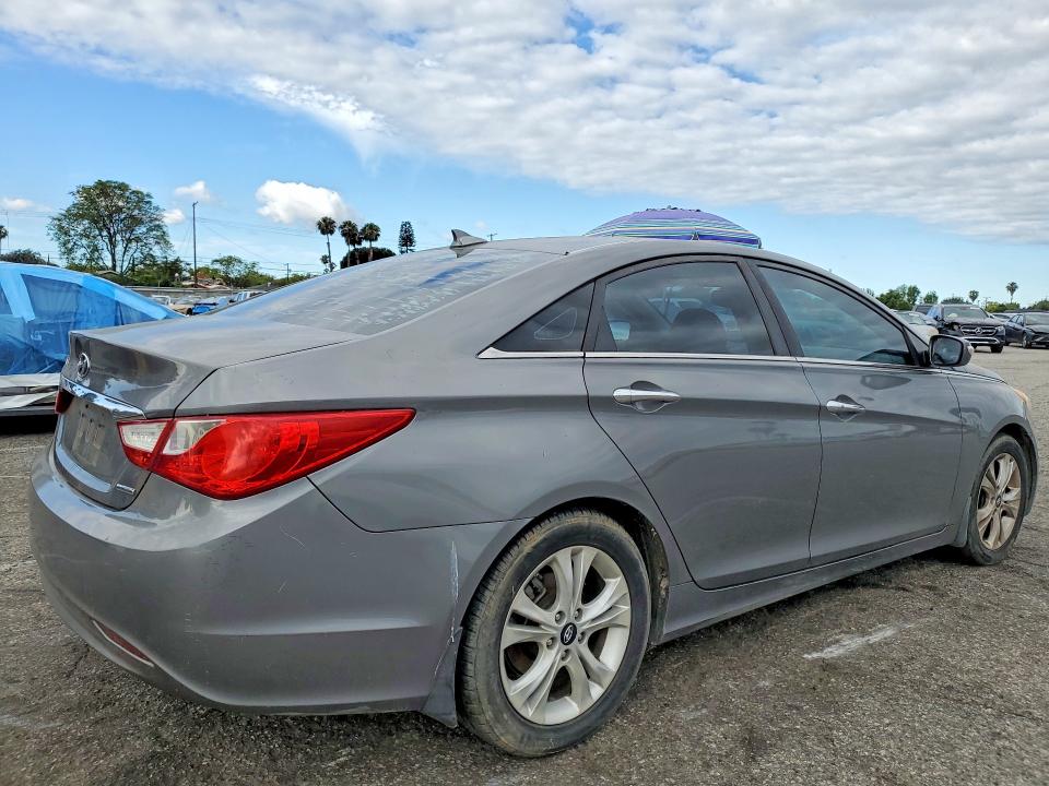 2013 Hyundai Sonata მანქანა იყიდება აუქციონზე, vin: 5NPEC4AC7DH711426, აუქციონის ნომერი: 52585206