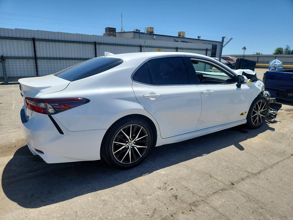Продажа на аукционе авто 2024 Toyota Camry, vin: 4T1G11AK6RU228054, номер лота: 53849526