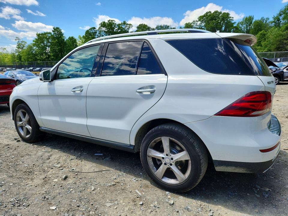 53011756 :رقم المزاد ، 4JGDA5HB7HA876860 vin ، 2017 Mercedes-benz Gle مزاد بيع