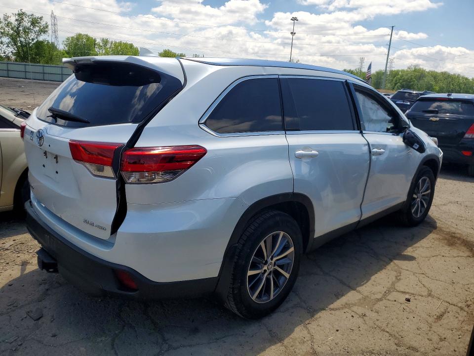 54627636 :رقم المزاد ، 5TDJZRFH8KS915514 vin ، 2019 Toyota Highlander مزاد بيع