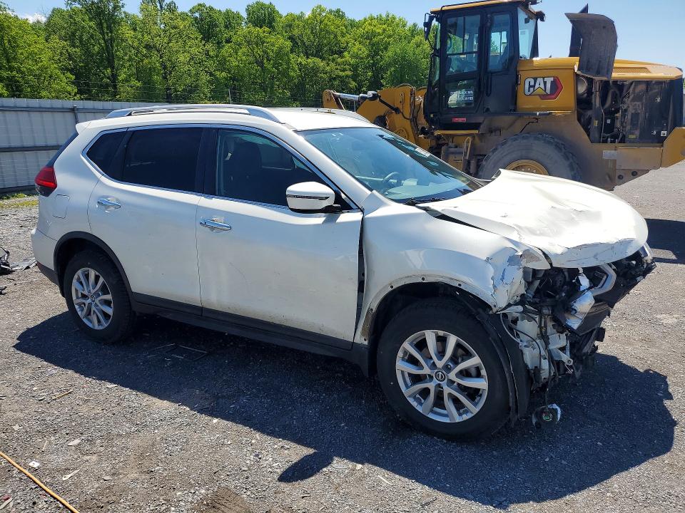 52580516 :رقم المزاد ، KNMAT2MV9HP612682 vin ، 2017 Nissan Rogue مزاد بيع