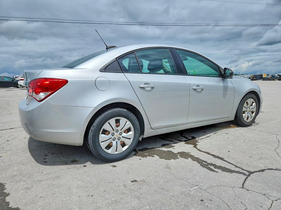54456366 :رقم المزاد ، 1G1PA5SH8F7241325 vin ، 2015 Chevrolet Cruze مزاد بيع
