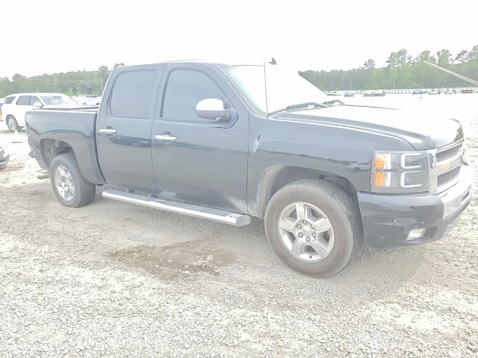 51407686 :رقم المزاد ، 3GCPCSE03BG196279 vin ، 2011 Chevrolet Silverado مزاد بيع