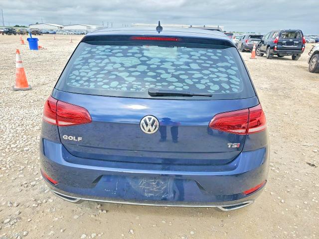 53850766 :رقم المزاد ، 3VWG17AUXJM266000 vin ، 2018 Volkswagen Golf مزاد بيع