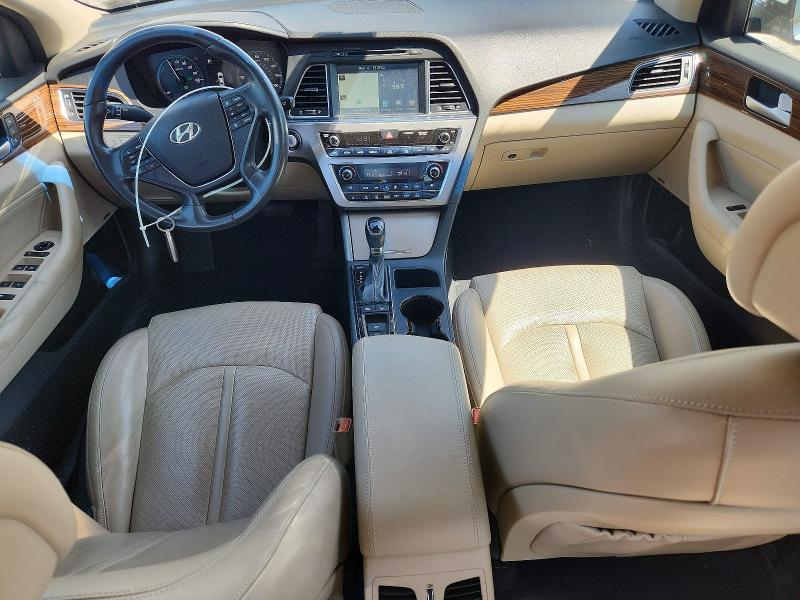 2016 Hyundai Sonata Hybrid მანქანა იყიდება აუქციონზე, vin: KMHE34L15GA015795, აუქციონის ნომერი: 52445556