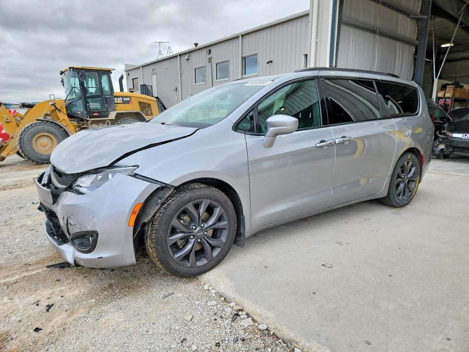 Продажа на аукционе авто 2020 Chrysler Pacifica, vin: 2C4RC1FG2LR122216, номер лота: 54072696