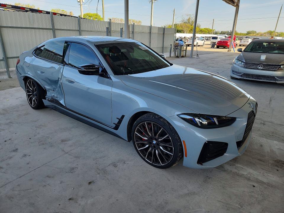 53264856 :رقم المزاد ، WBY33HD06SFT96110 vin ، 2025 Bmw I4 مزاد بيع