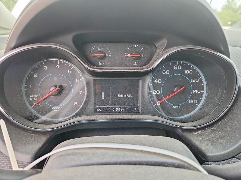 52406406 :رقم المزاد ، 1G1BE5SM2J7220989 vin ، 2018 Chevrolet Cruz مزاد بيع