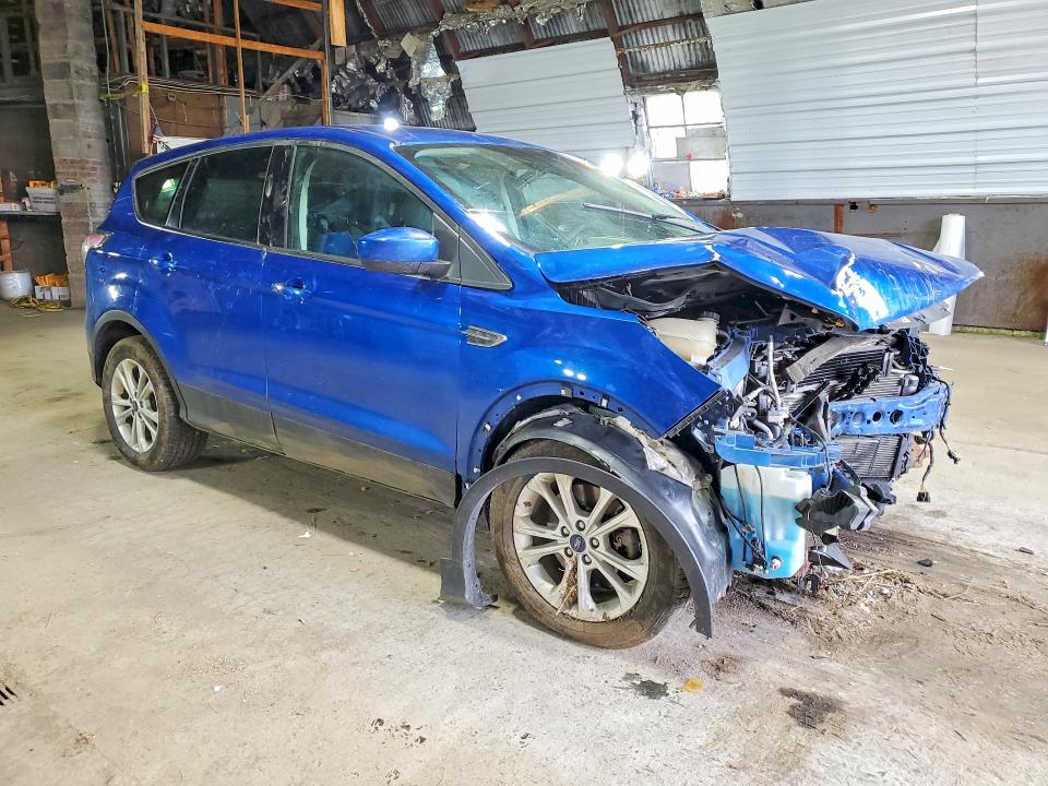 Продажа на аукционе авто 2017 Ford Escape, vin: 1FMCU9GD7HUA56970, номер лота: 51832866